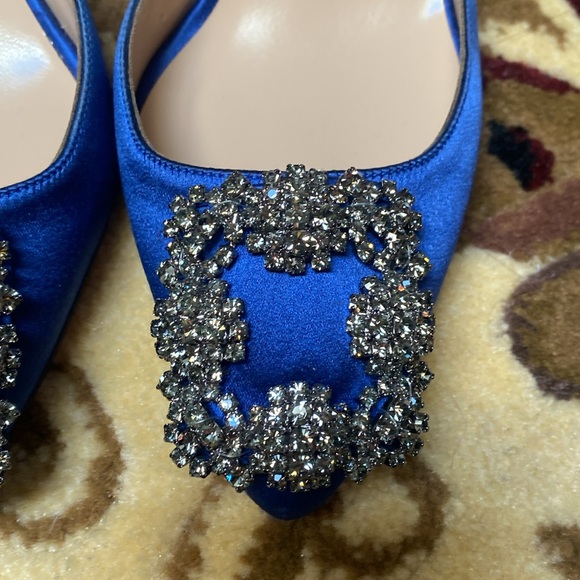 100% Authentic Manolo Blahnik Pump - Picture 5 of 8